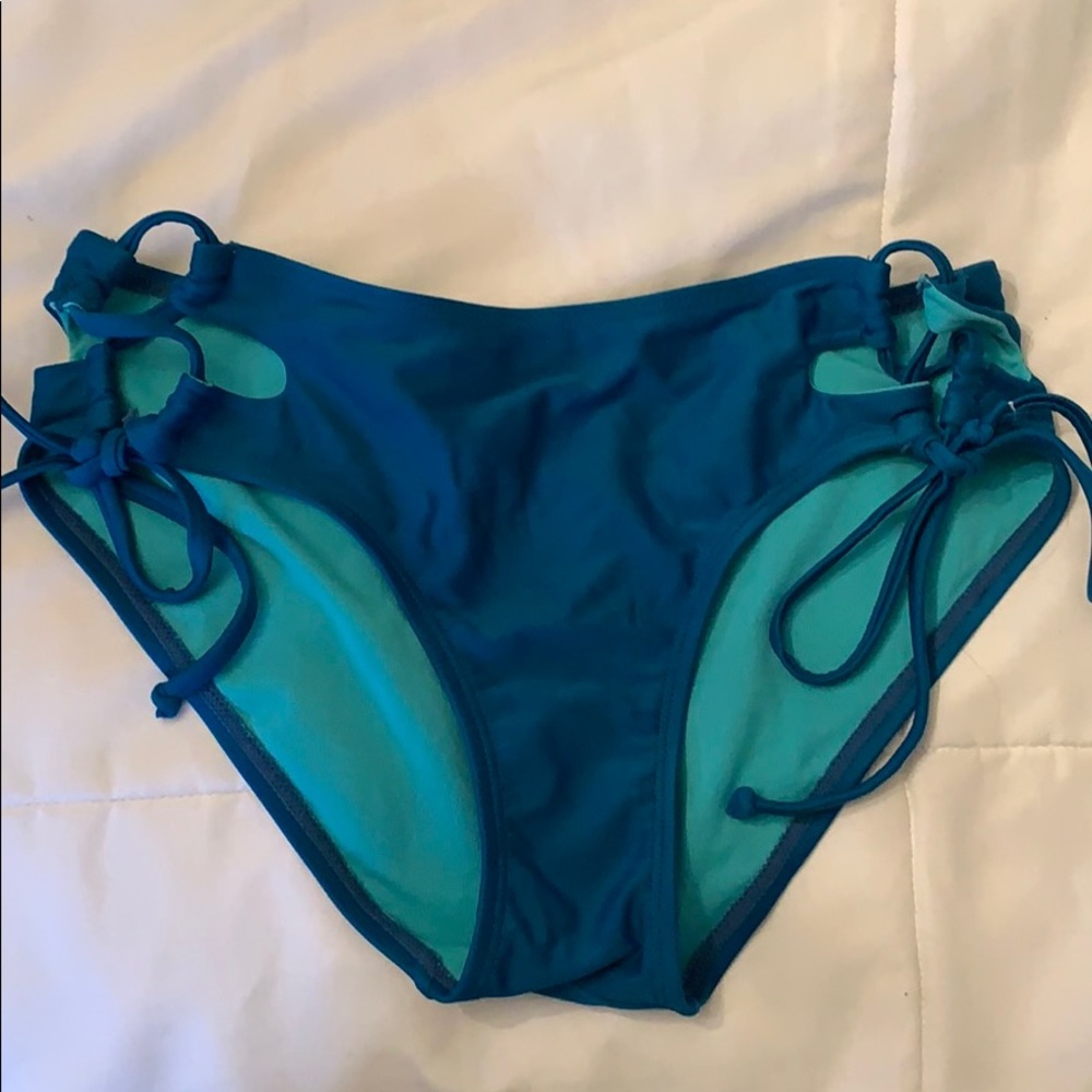 Bathing suit bottoms